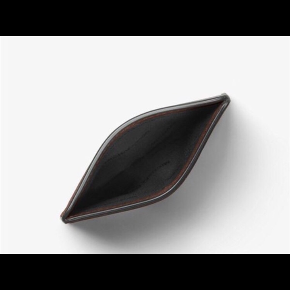 Michael Kors mocha cardcase - Picture 3 of 3